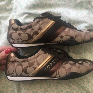 Gently used coach signature sneakers shoes